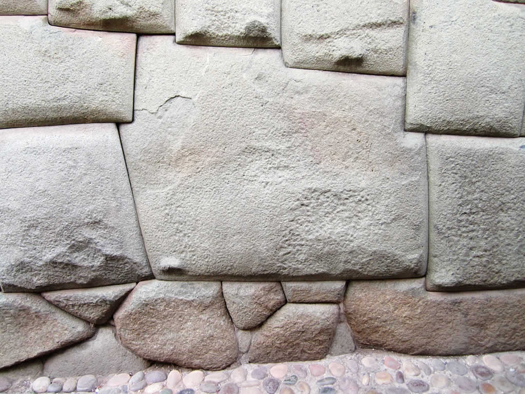 Pierre aux douze angles — photo 1